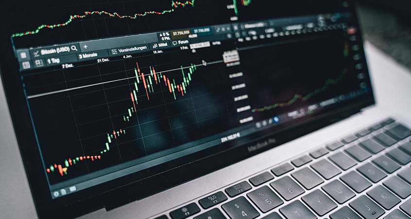 benefits of equity cash market